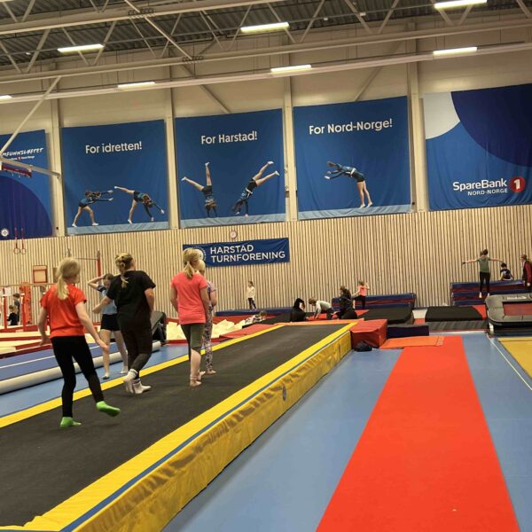 Åpen turnhall, en suksess for alle! 7 apen hall 7